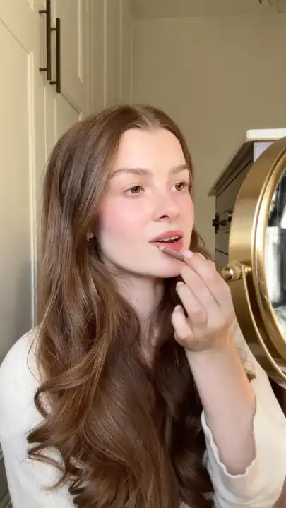 Two minutes and three byfrow products is all you need, according to mua @elliseferguson 👏🏼…